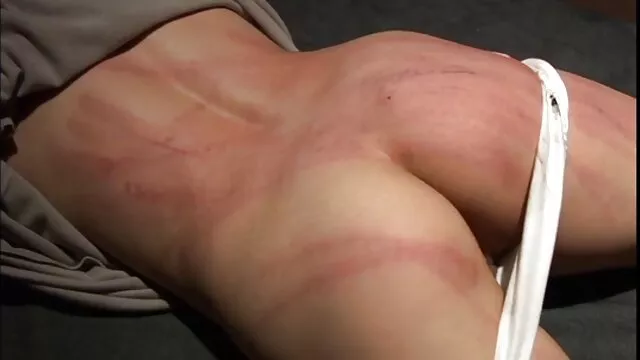 Linda rubia lamiendo el madre violada por su hijo xxx coño