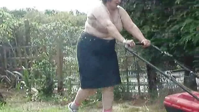 Un chico joven capitaliza una BBW porno madres sub español madura en el ano