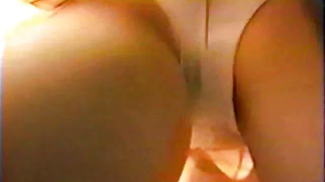 Ninfas tetonas organizaron una orgía lésbica en un salón mama noel xxx de belleza