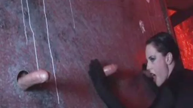 El jefe se folla a su esposa videos de madres follando con hijos en la oficina