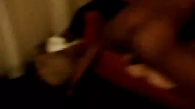 Hermanas cojiendo a mamas lesbianas