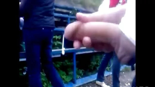 En el video xxx con mama culo adicto