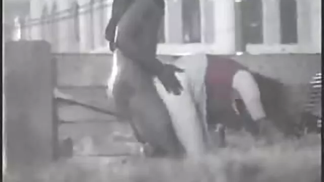 Doble follando con mama a escondidas penetración rubia caliente