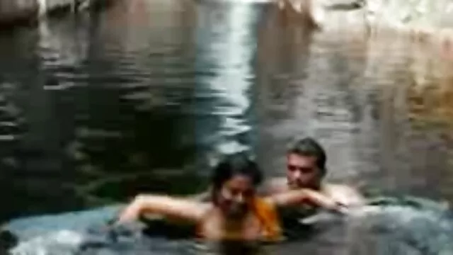 Cable mimó su videos de mamas calientes falo con dos deliciosas chicas