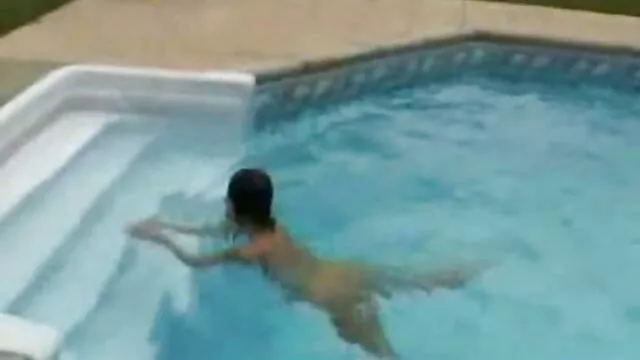 Impresionante porno POV con Alexis follando con la mama Brill