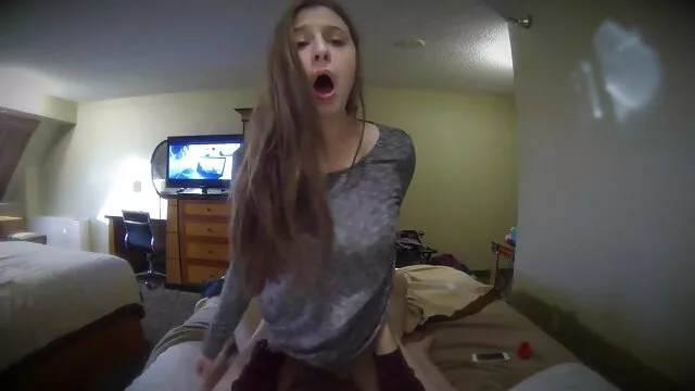 Kawaii cutie explora el mundo madre pajea hijo del sexo adulto