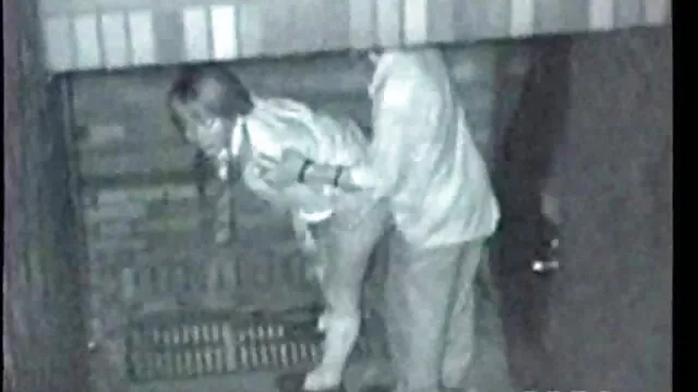 Guapo se folla brazzers madres a una hermosa tía y se corre sobre su barriga