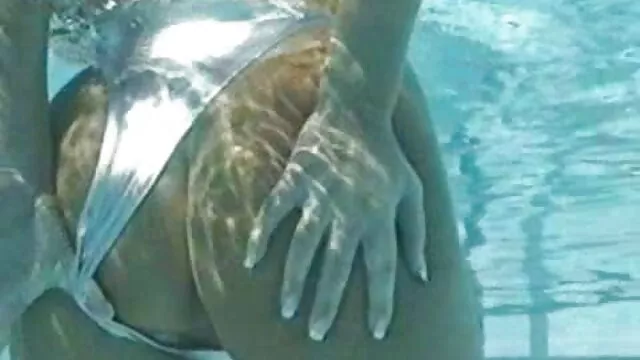 Adriana Chechik Anal Manguera madres españolas follando Musculosa Novio en Varias Poses