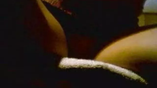 Hermosa ninfa toma un baño madre se la chupa a su hijo